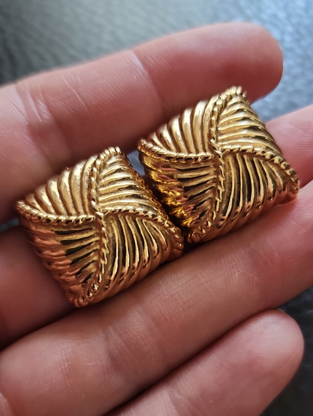 VTG Ciner Gold-Tone Textured Square Clip Earrings